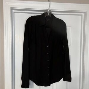 Ann Taylor Size XS Black Button-Up Shirt